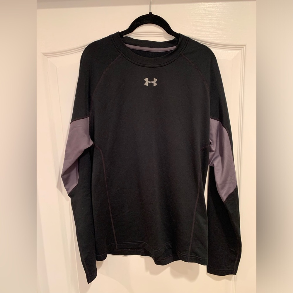 XL Under Armour long sleeve